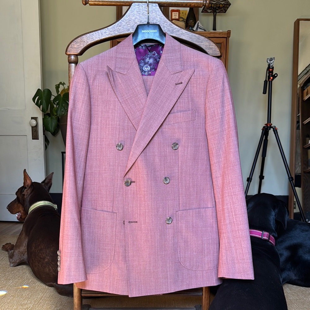 Men's Pink Double-Breasted Suit